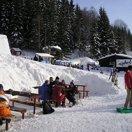Отель Penzion Pod Paprskem Старе-Место Экстерьер фото